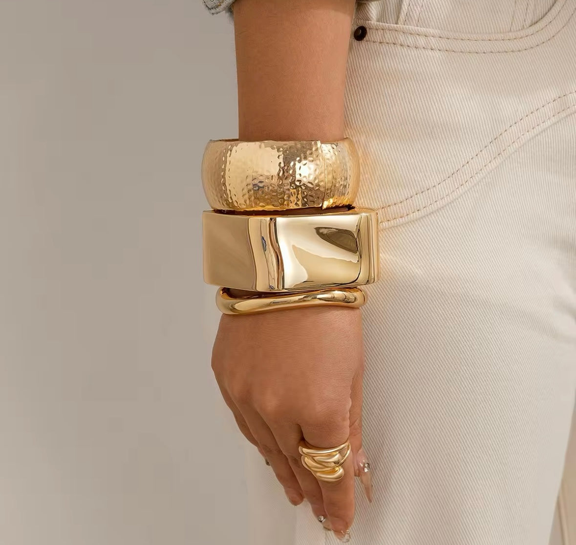 Alluring Bangles