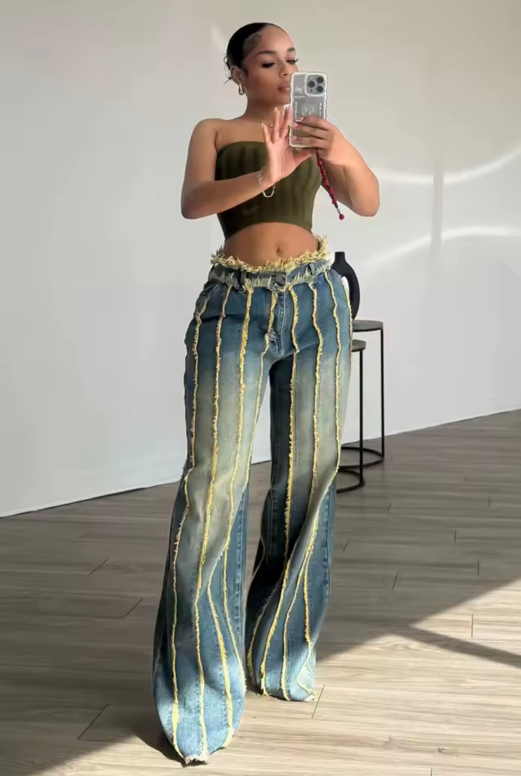 Mila Ribbed Distressed Jeans