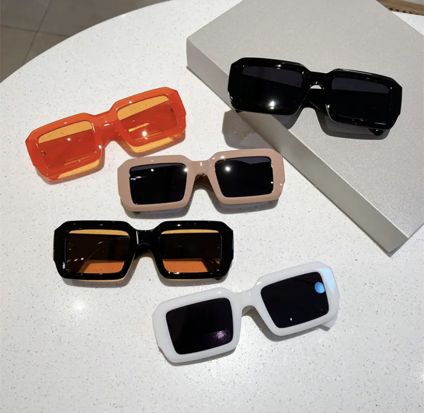 Trendy Retro Sunglasses